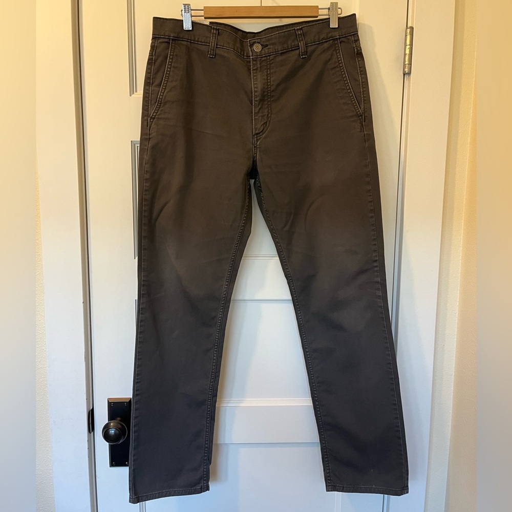 Levi’s Men’s Slim Fit Chinos | Charcoal | Casual Classic | 34x32